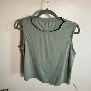 Workout crop muscle shirt